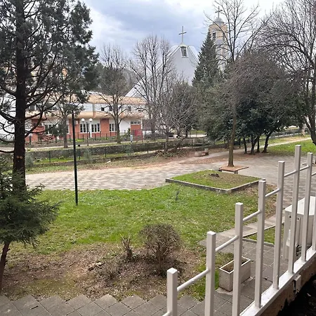 Lovro Apartment